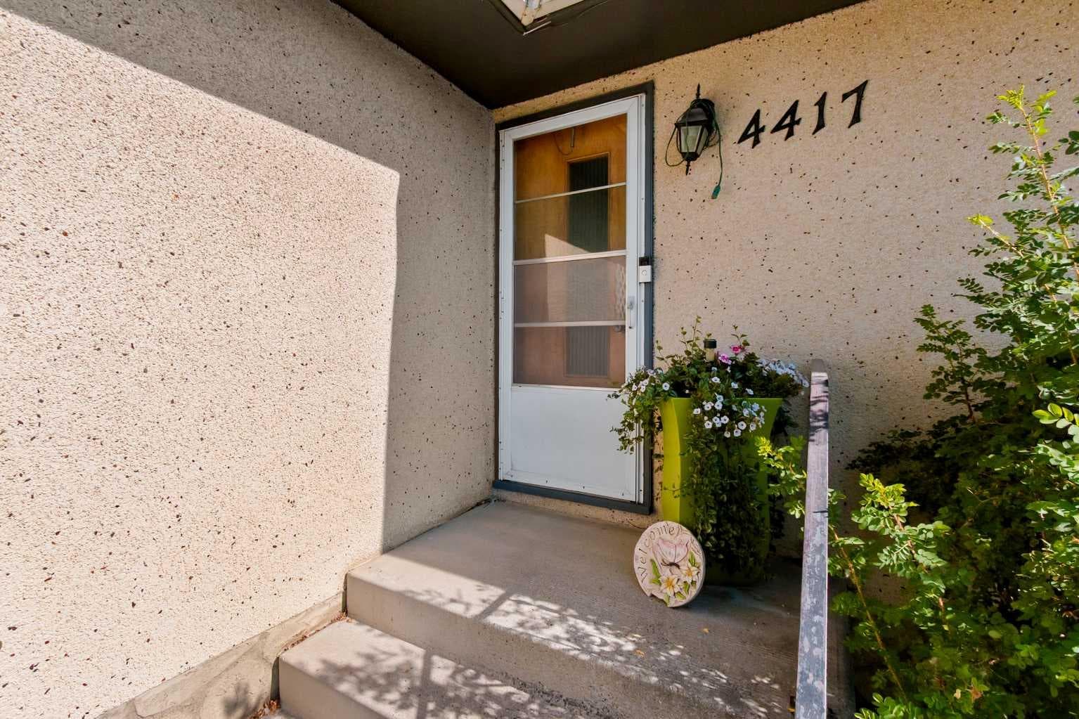 4417 55 Avenue — photo 3