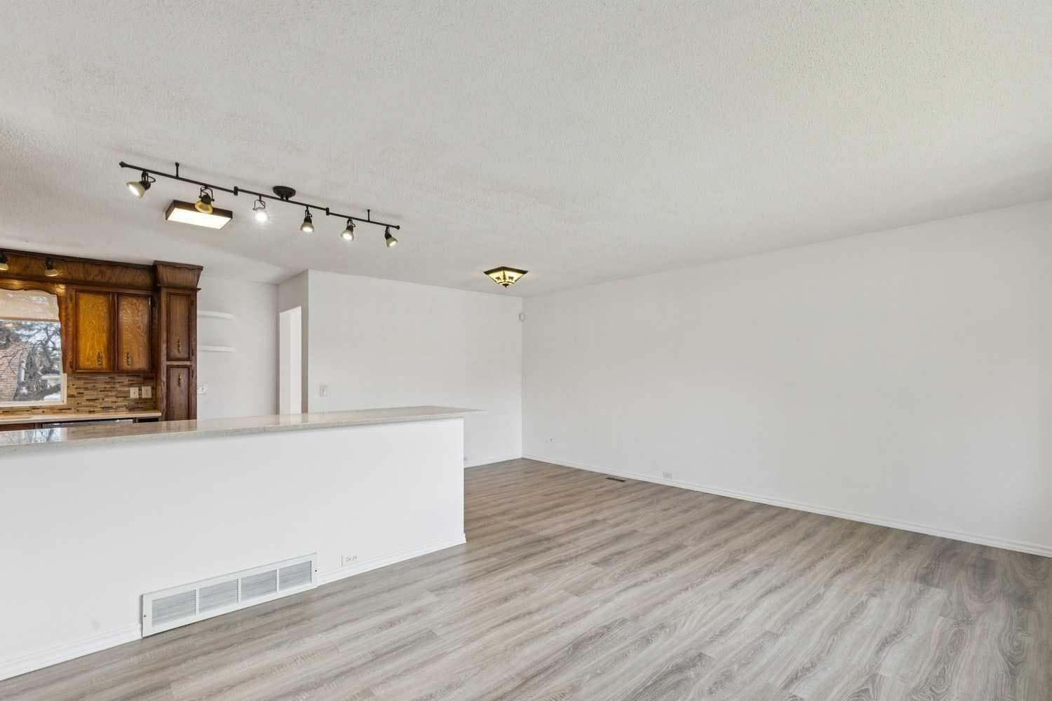 12 Huntwick Way NE — photo 4