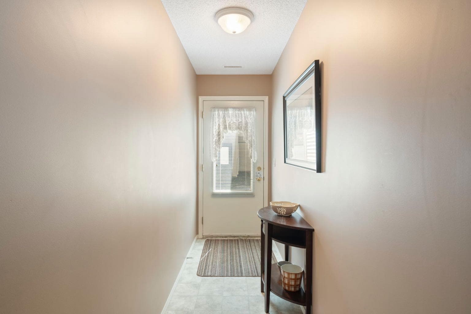 122 Bridlewood Lane SW — photo 4