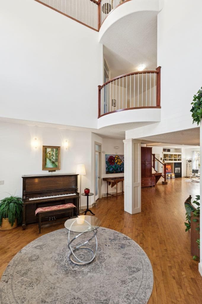 2405 Bowness Road NW — photo 5