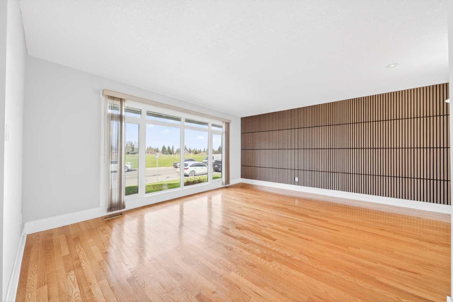 1728 Lake Bonavista Drive SE — photo 5