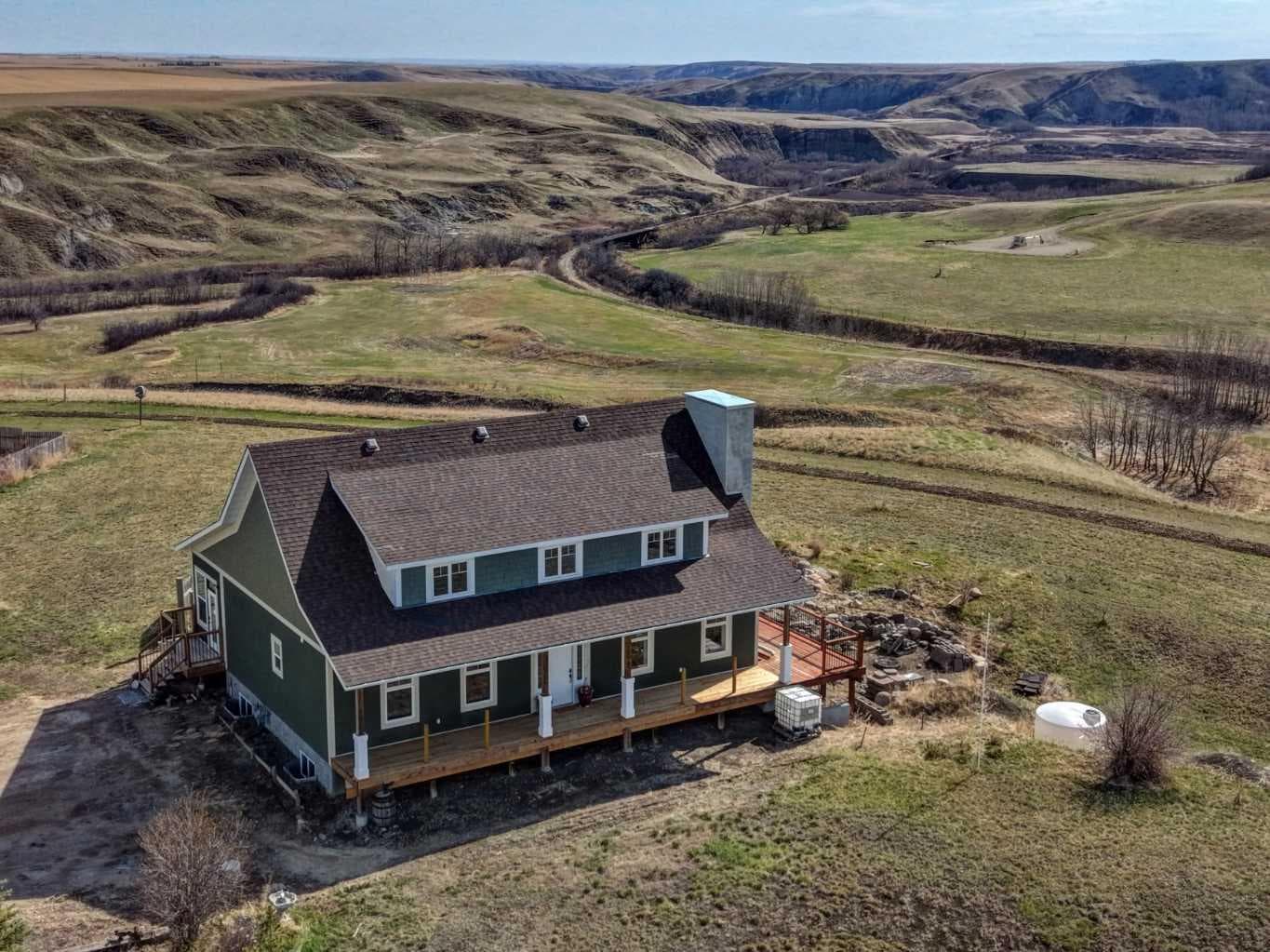 272041 Highway 840 — photo 1