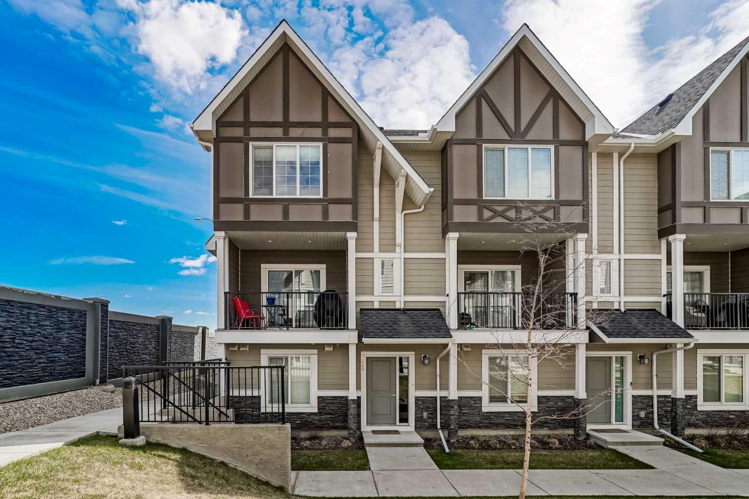 210 Nolanlake Villas NW — photo 1