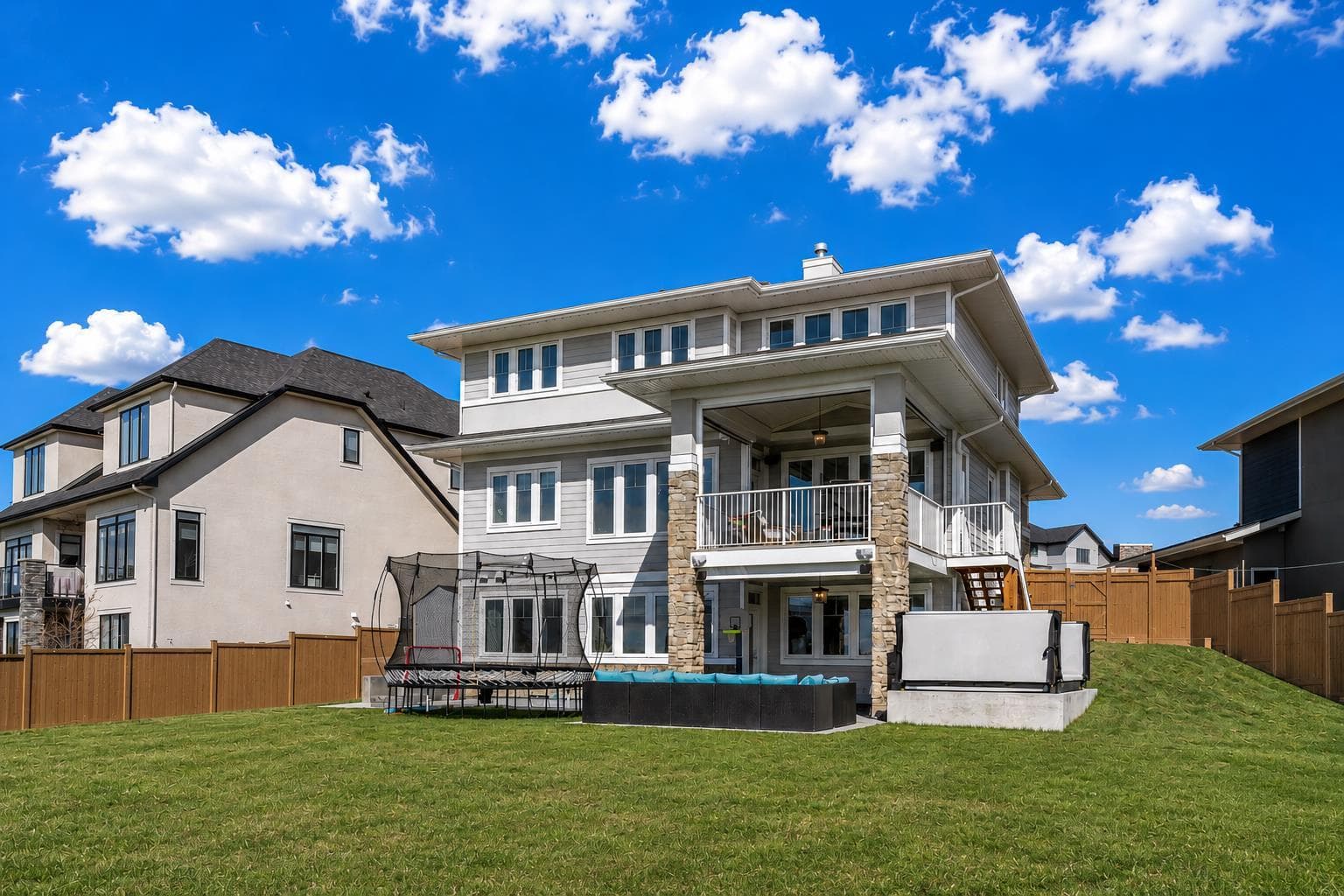 103 Brome Bend — photo 1