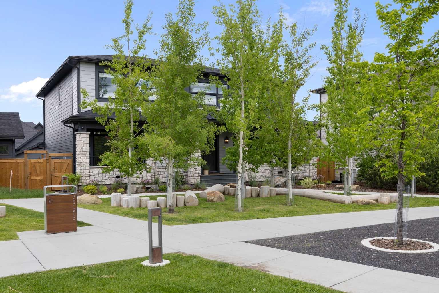 44 Alpine Common SW — photo 3