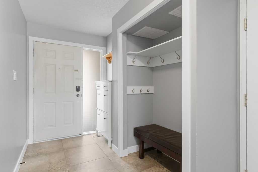 3929 Point Mckay Road NW — photo 3