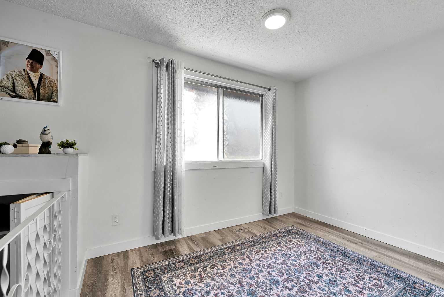3, 4543 7 Avenue SE — photo 4