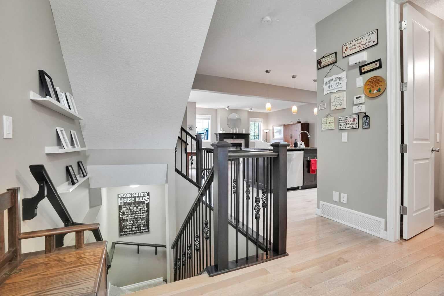 109 Cranleigh Place SE — photo 5