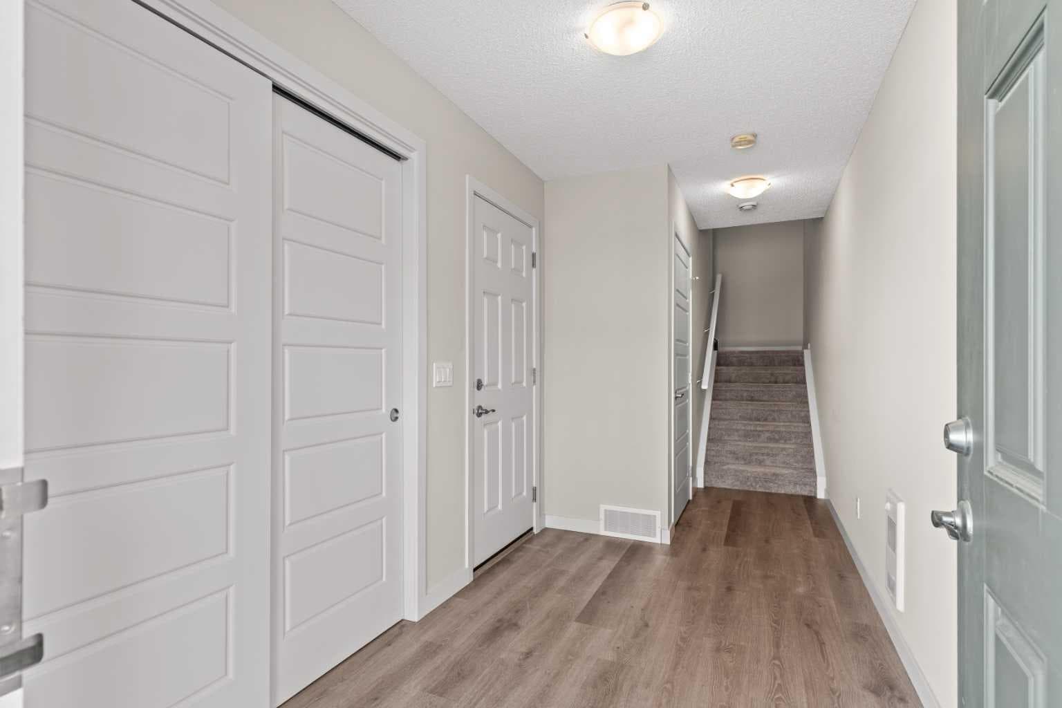 310, 32 Red Embers Parade NE — photo 4