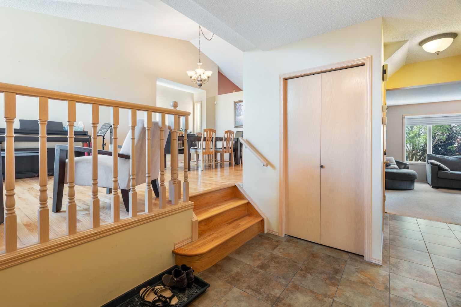113 Sierra Vista Terrace SW — photo 3