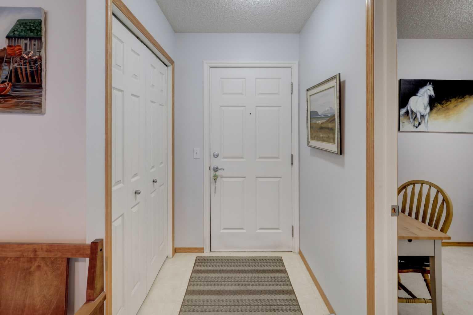 1316, 950 Arbour Lake Road NW — photo 3