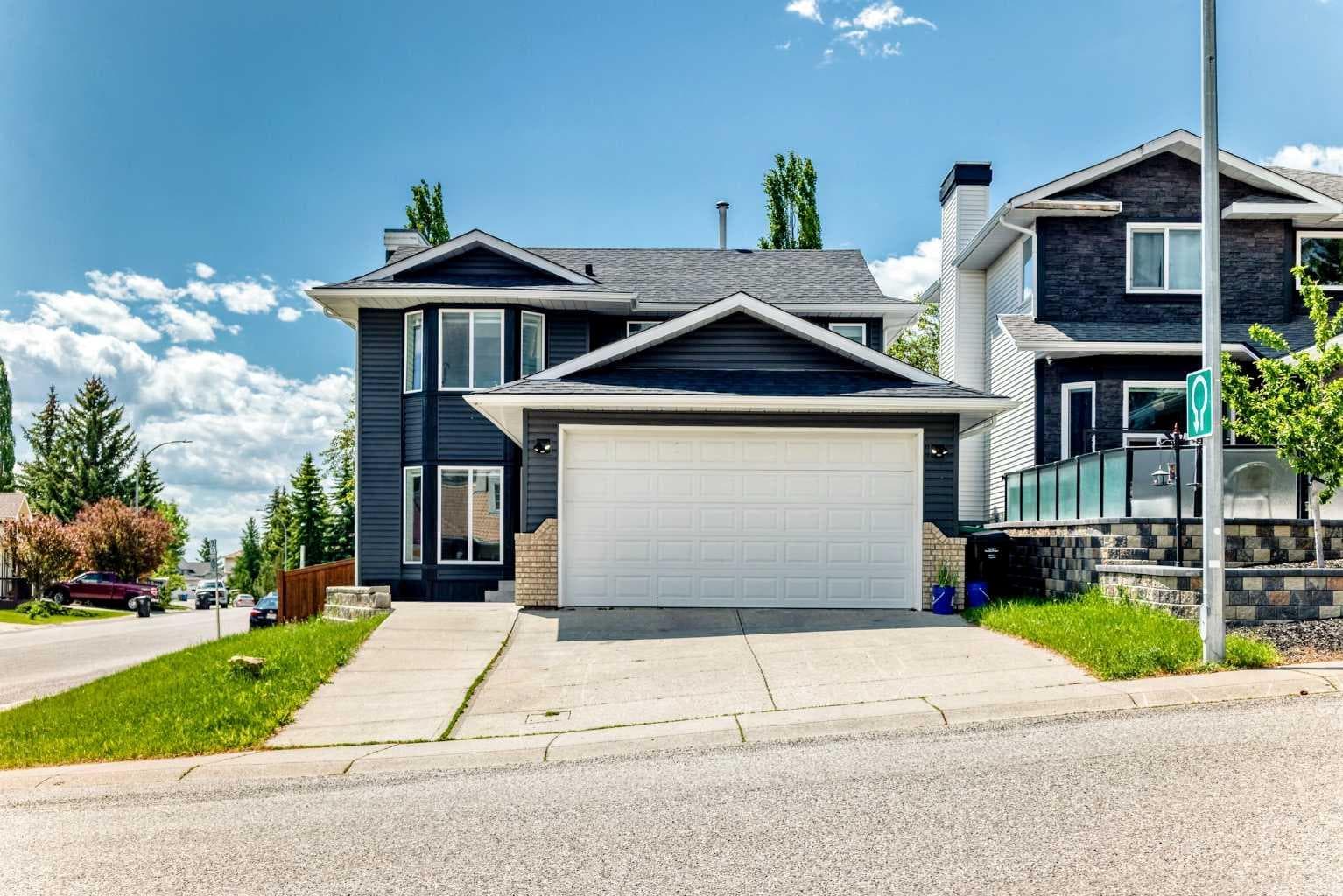 Detached in Christie Park
