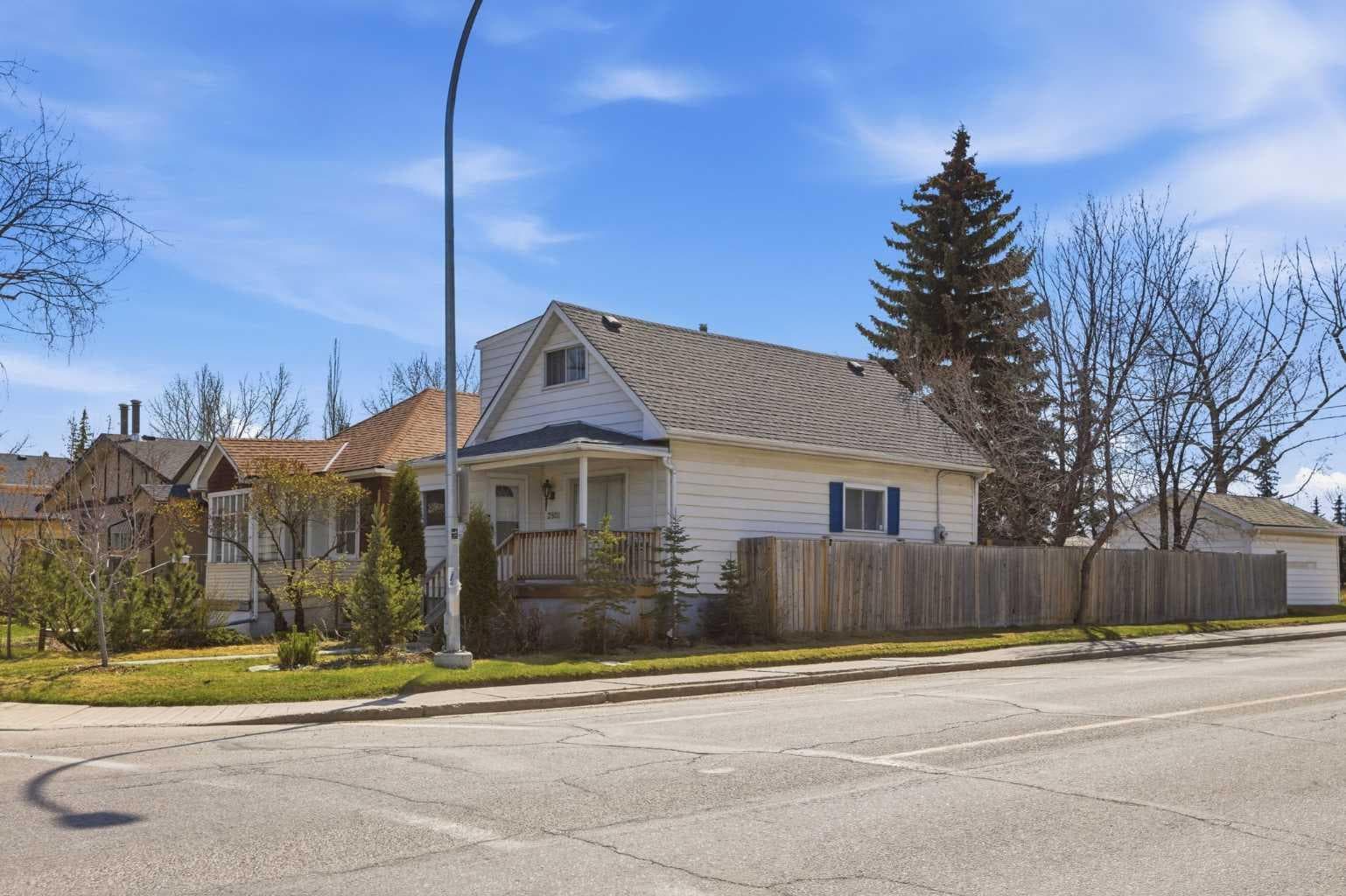 2801 26A Street SW — photo 5