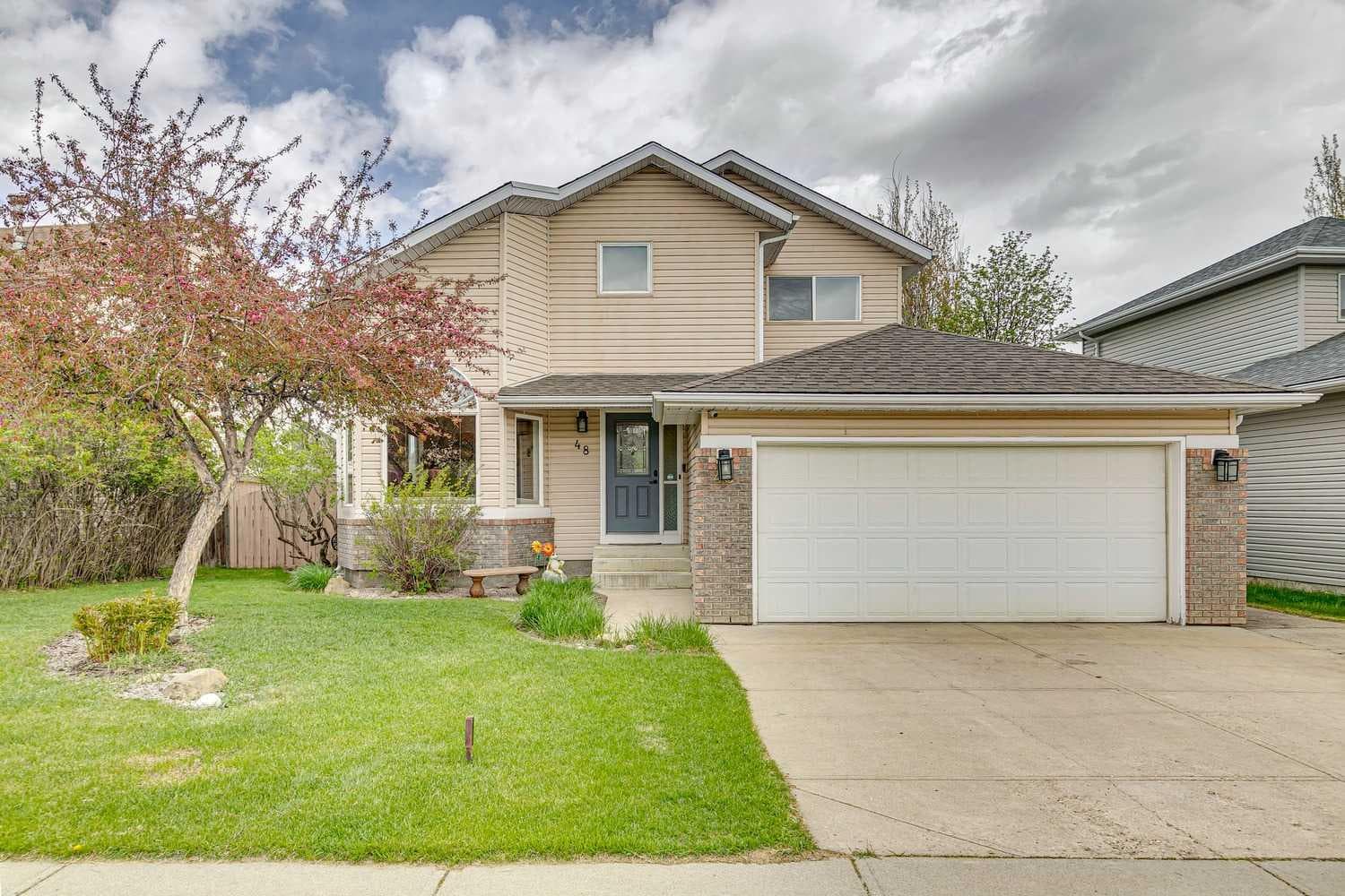 48 Westridge Drive — photo 1