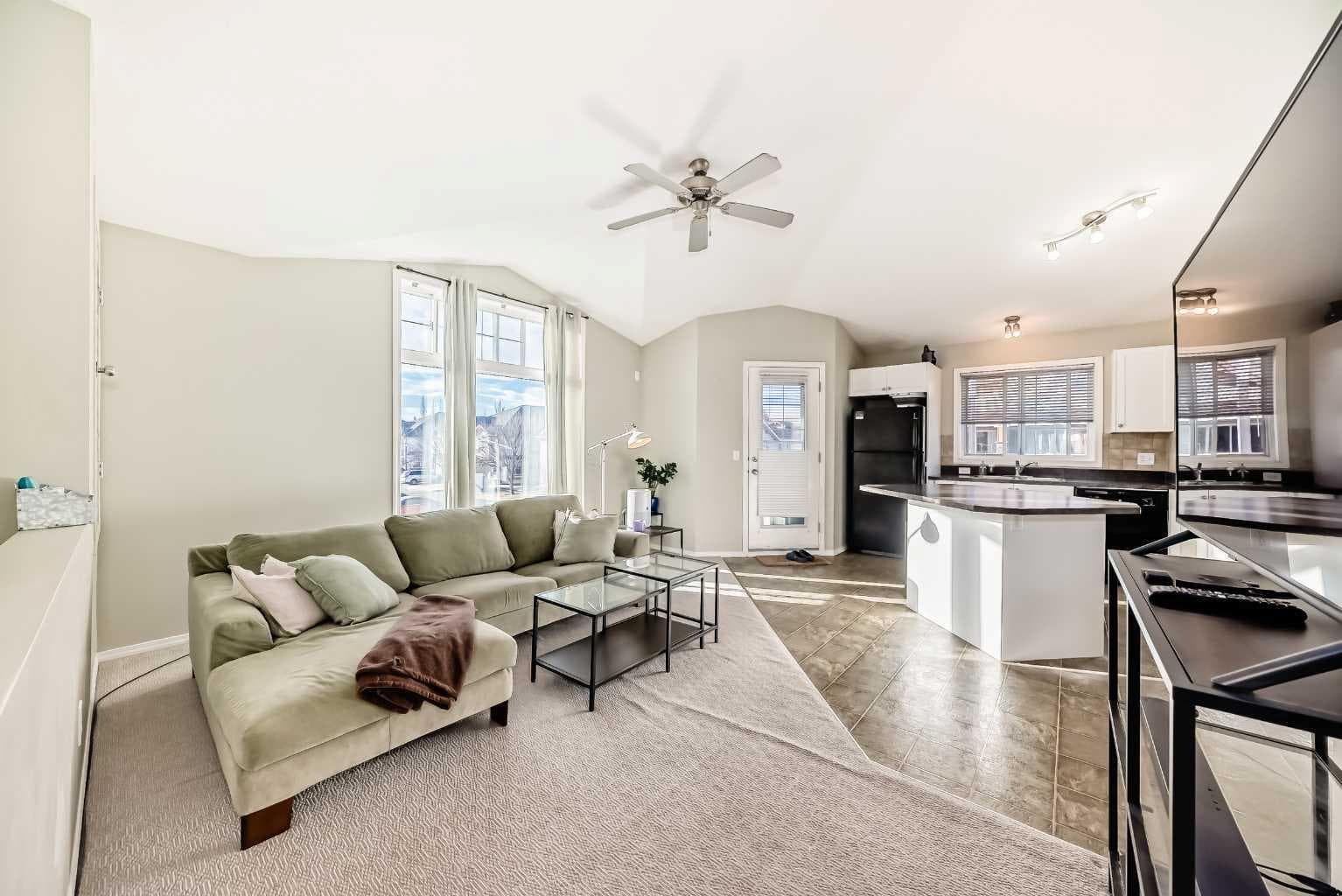 205, 20 Panatella Landing NW — photo 3