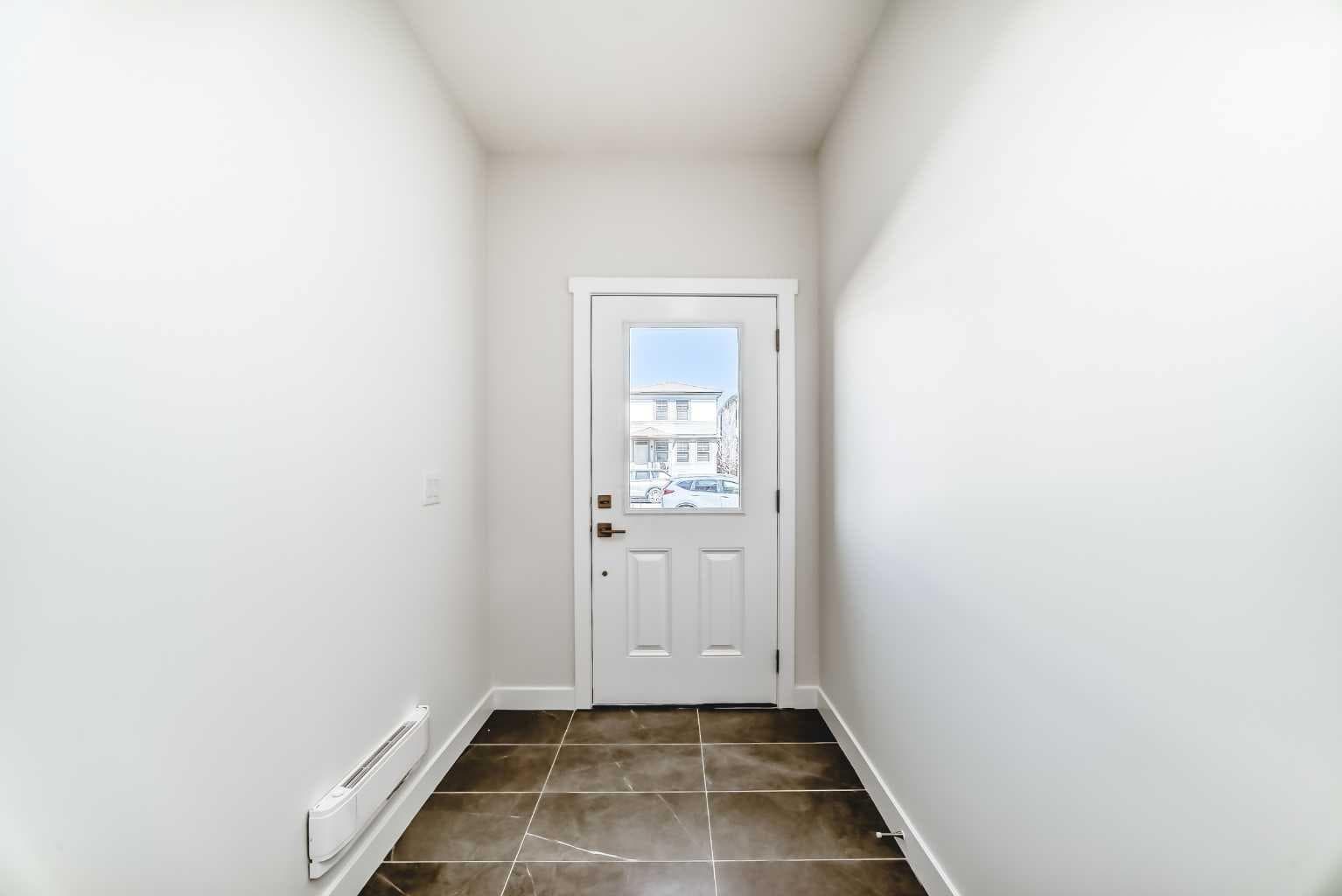 21 Cornergate Place NE — photo 4