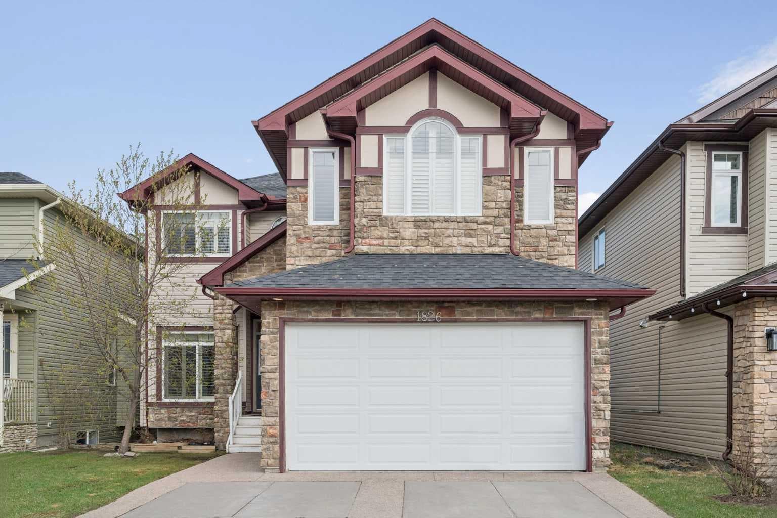 1826 Baywater Street SW — photo 1