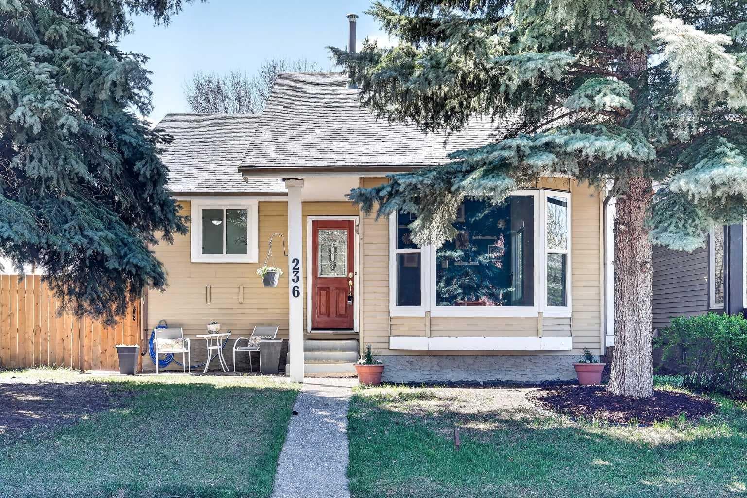Detached in McKenzie Lake