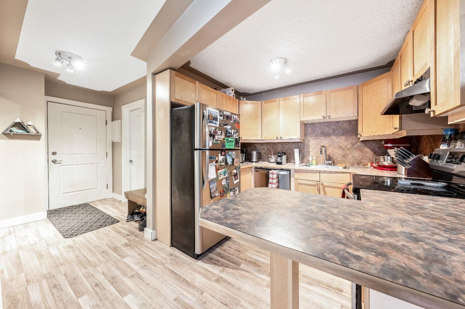 4, 310 22 Avenue SW — photo 5