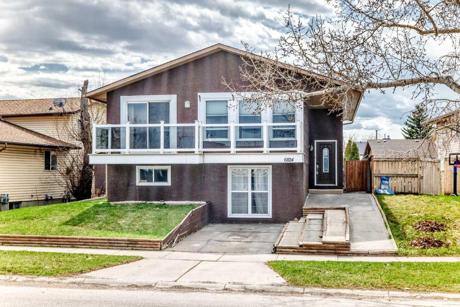 6824 Temple Drive NE — photo 1