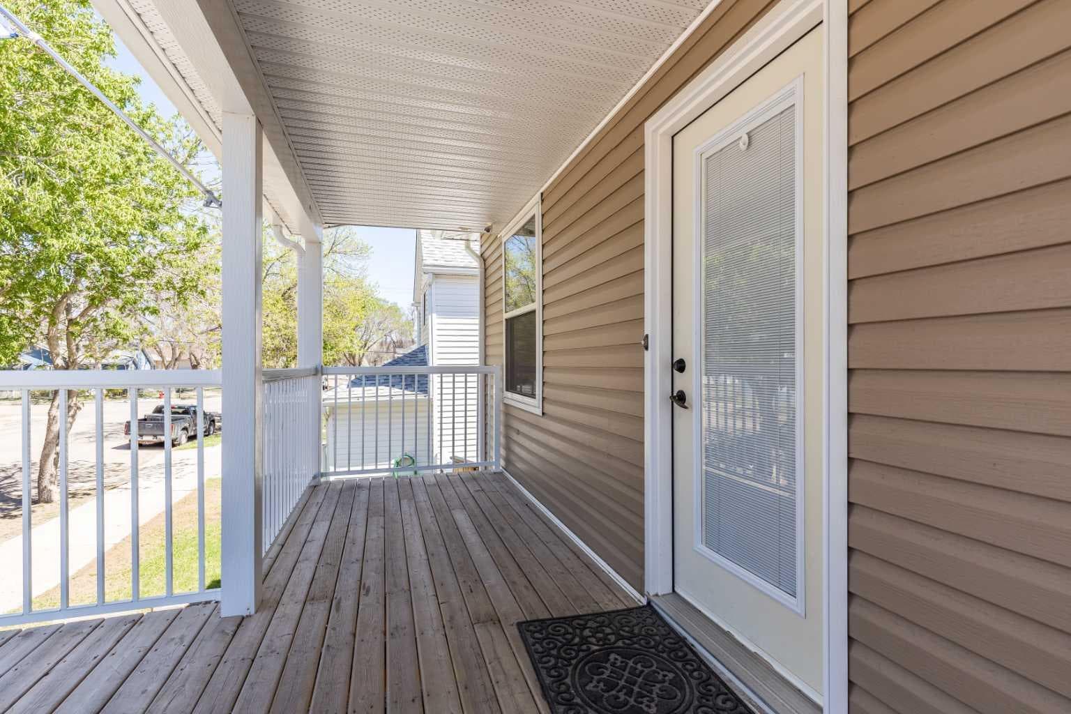 1061 Ross Street SE — photo 2