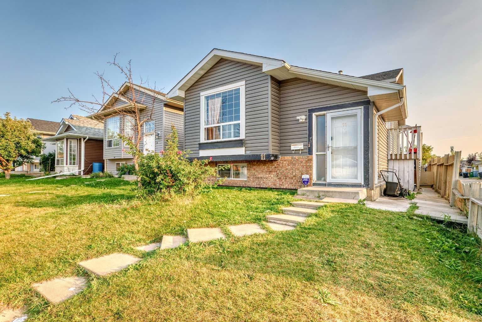 11 Martinwood Road NE — photo 3