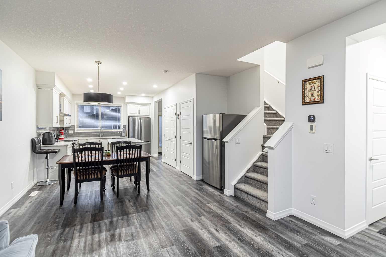 51 corner meadows Villas NE — photo 4