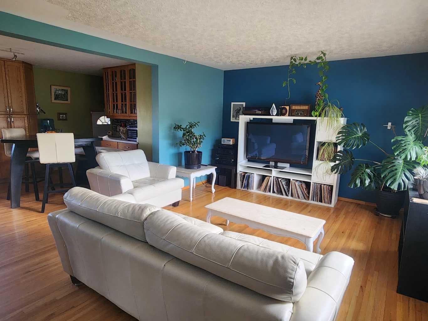 7304 5 Street SW — photo 5