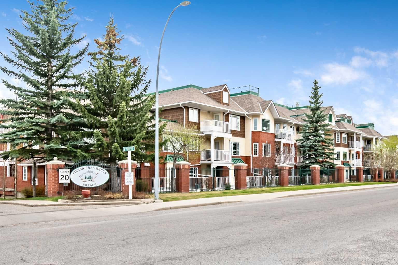 2206, 2206 Sienna Park Green SW — photo 1
