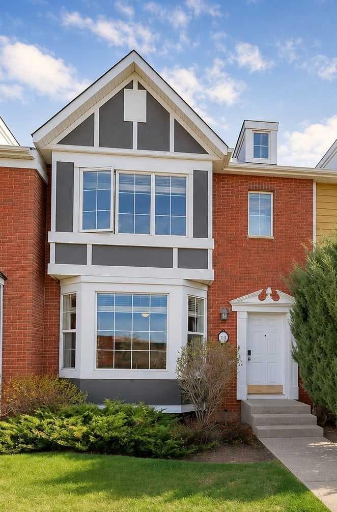 179 RAINBOW FALLS Drive — photo 1