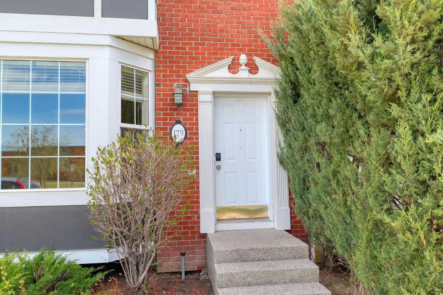 179 RAINBOW FALLS Drive — photo 3