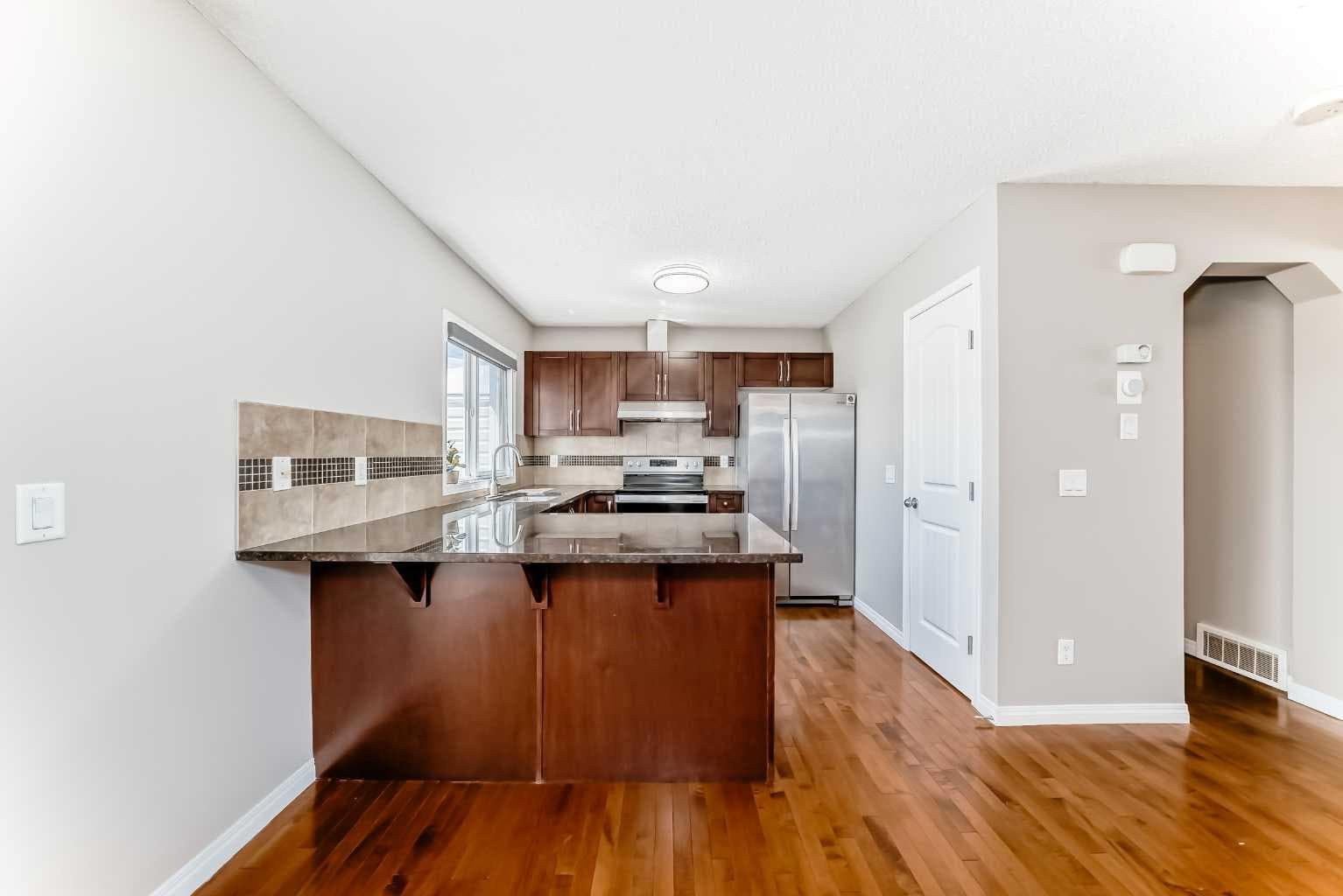 8407 Saddlebrook Drive NE — photo 5