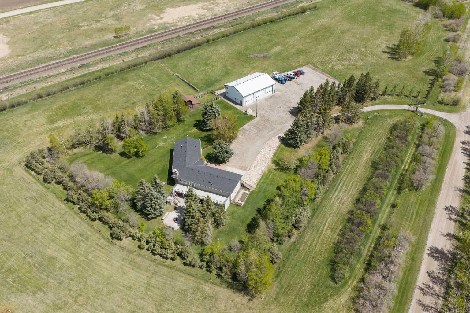 221083 Range Road 270 — photo 2