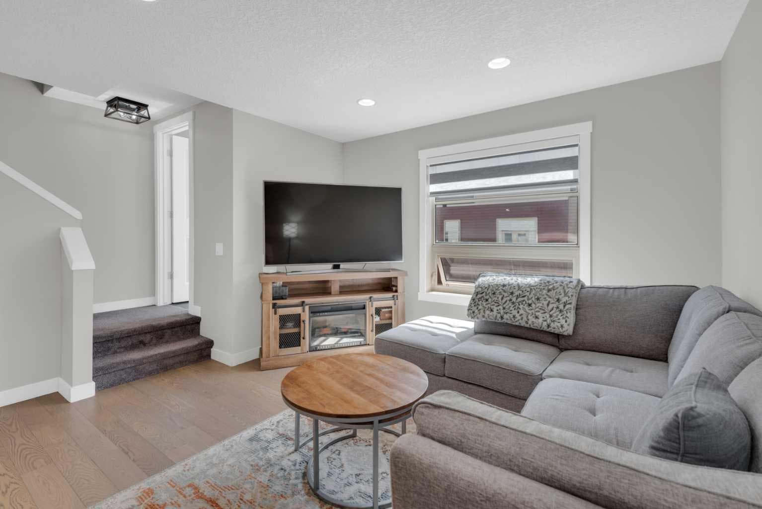 24 Aspen Hills Common SW — photo 5