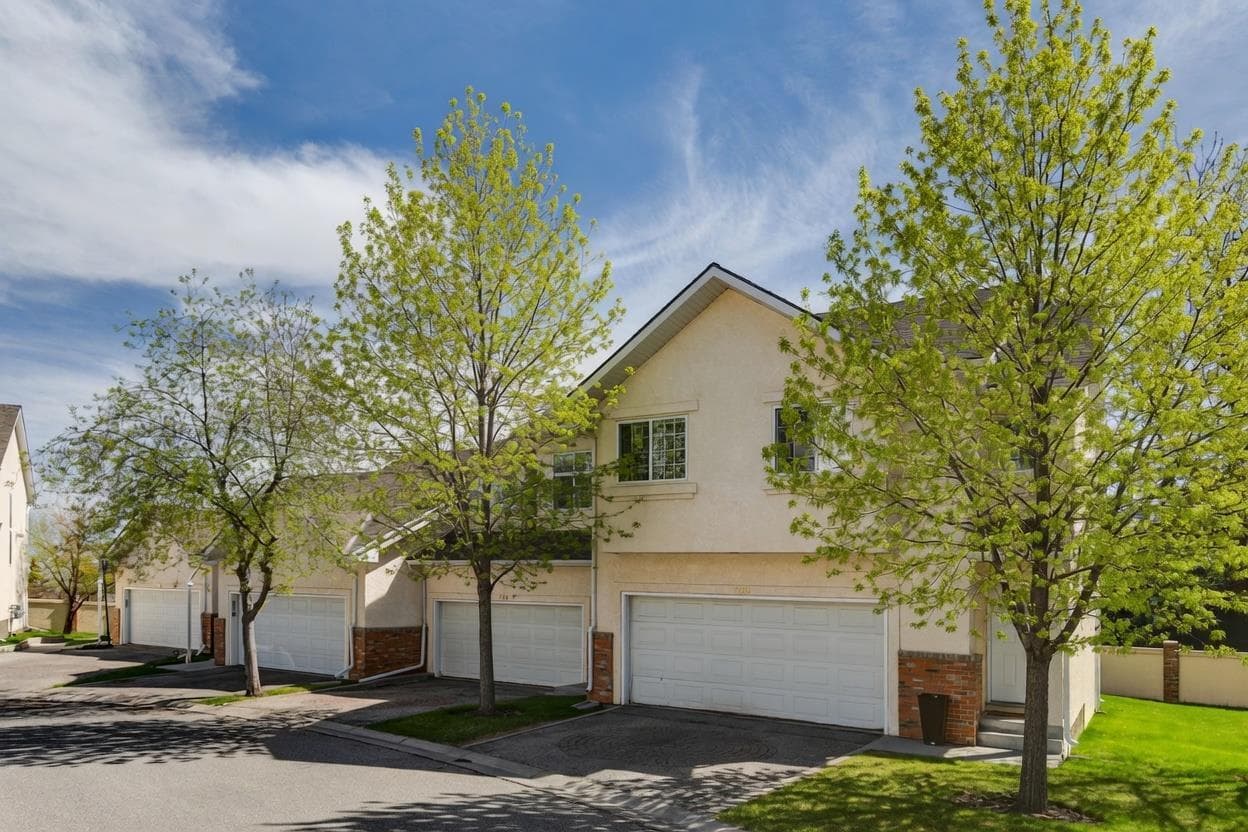 328 Prominence Heights SW — photo 1