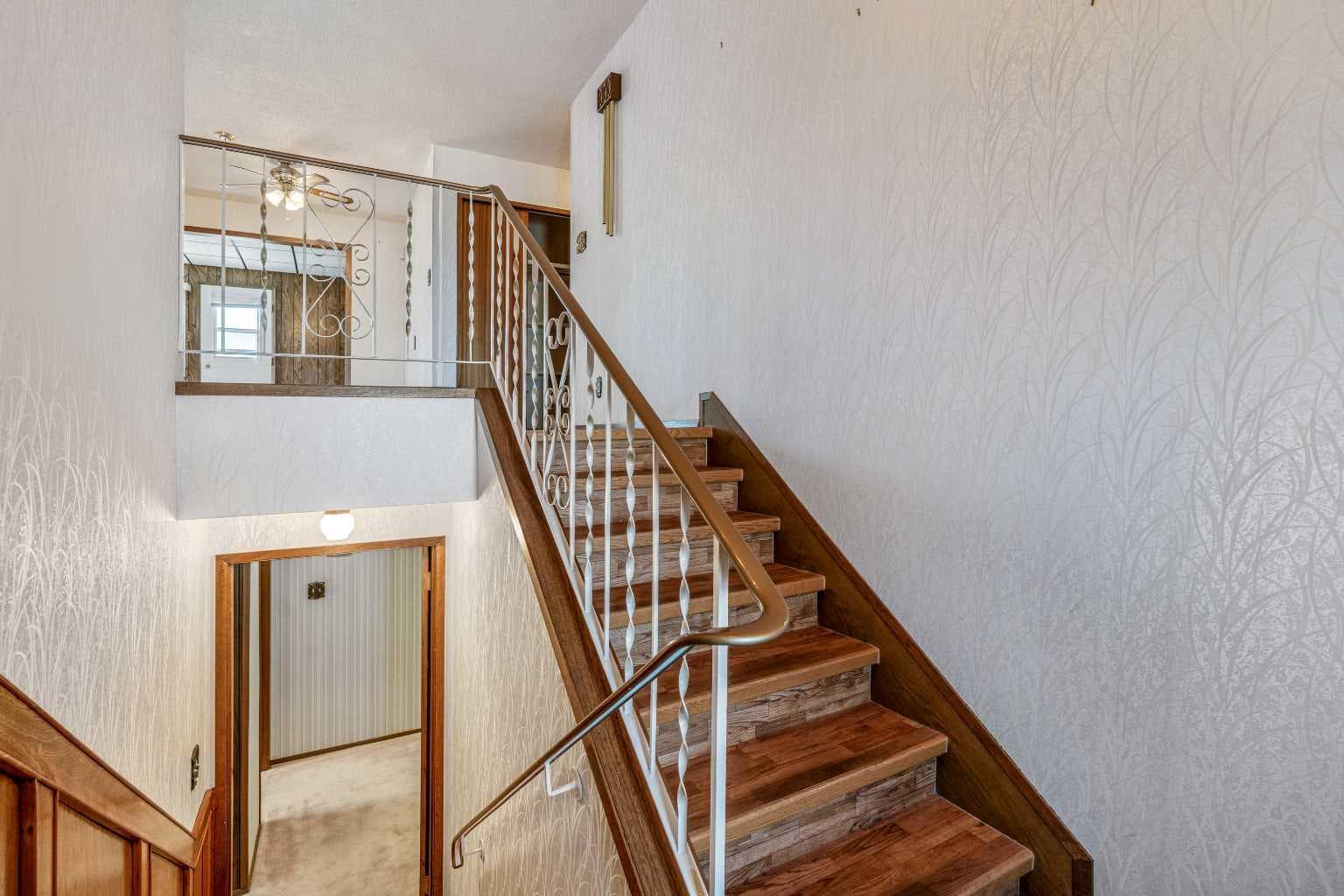 47 Ryerson Road W — photo 2