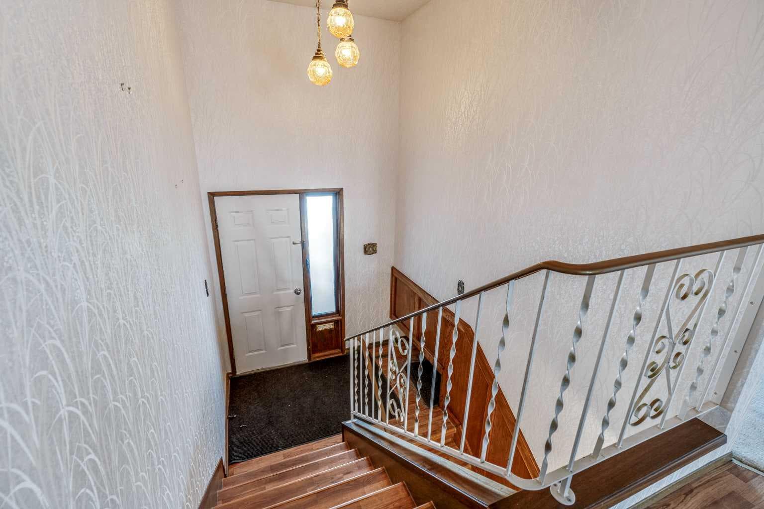 47 Ryerson Road W — photo 3