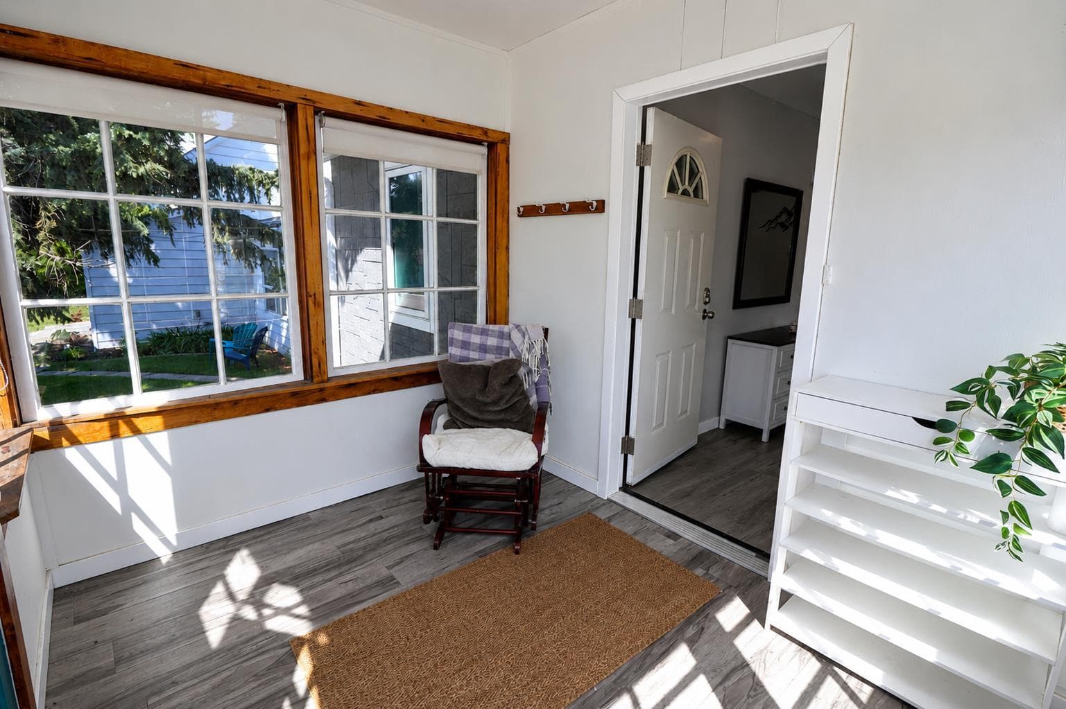 18 Maple Street — photo 2