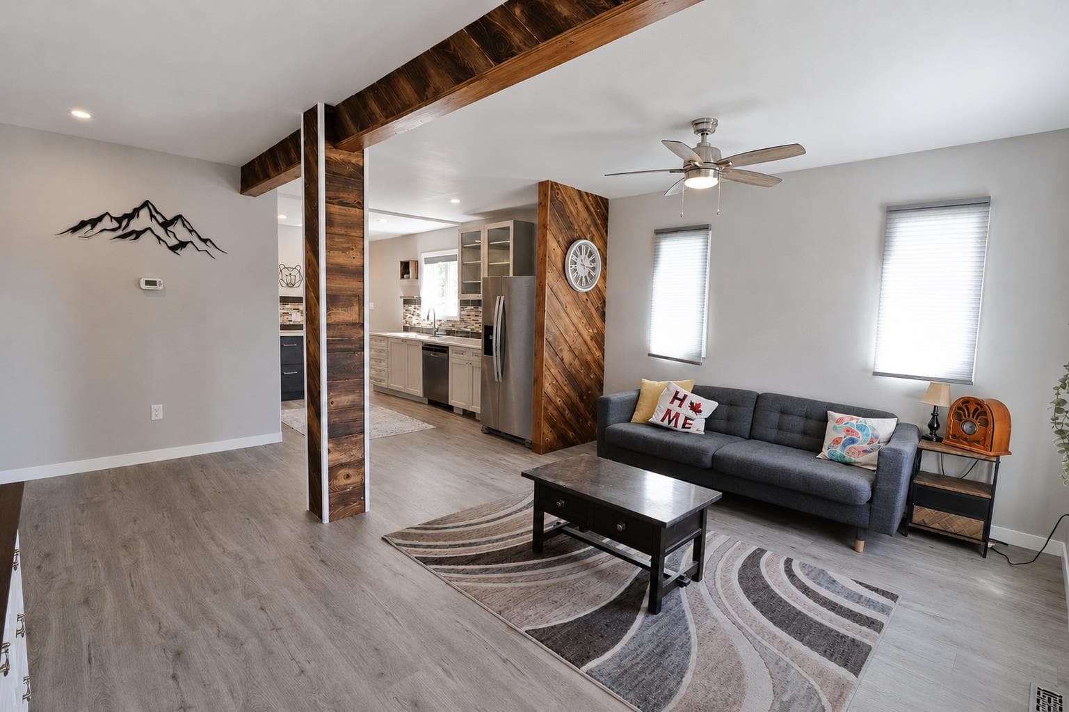 18 Maple Street — photo 3