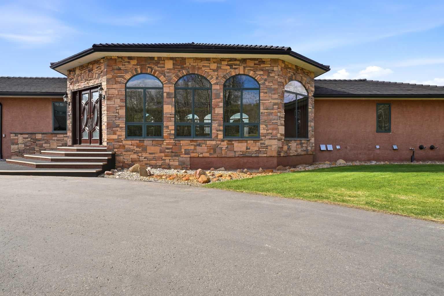 252072 Township Road 431A — photo 3