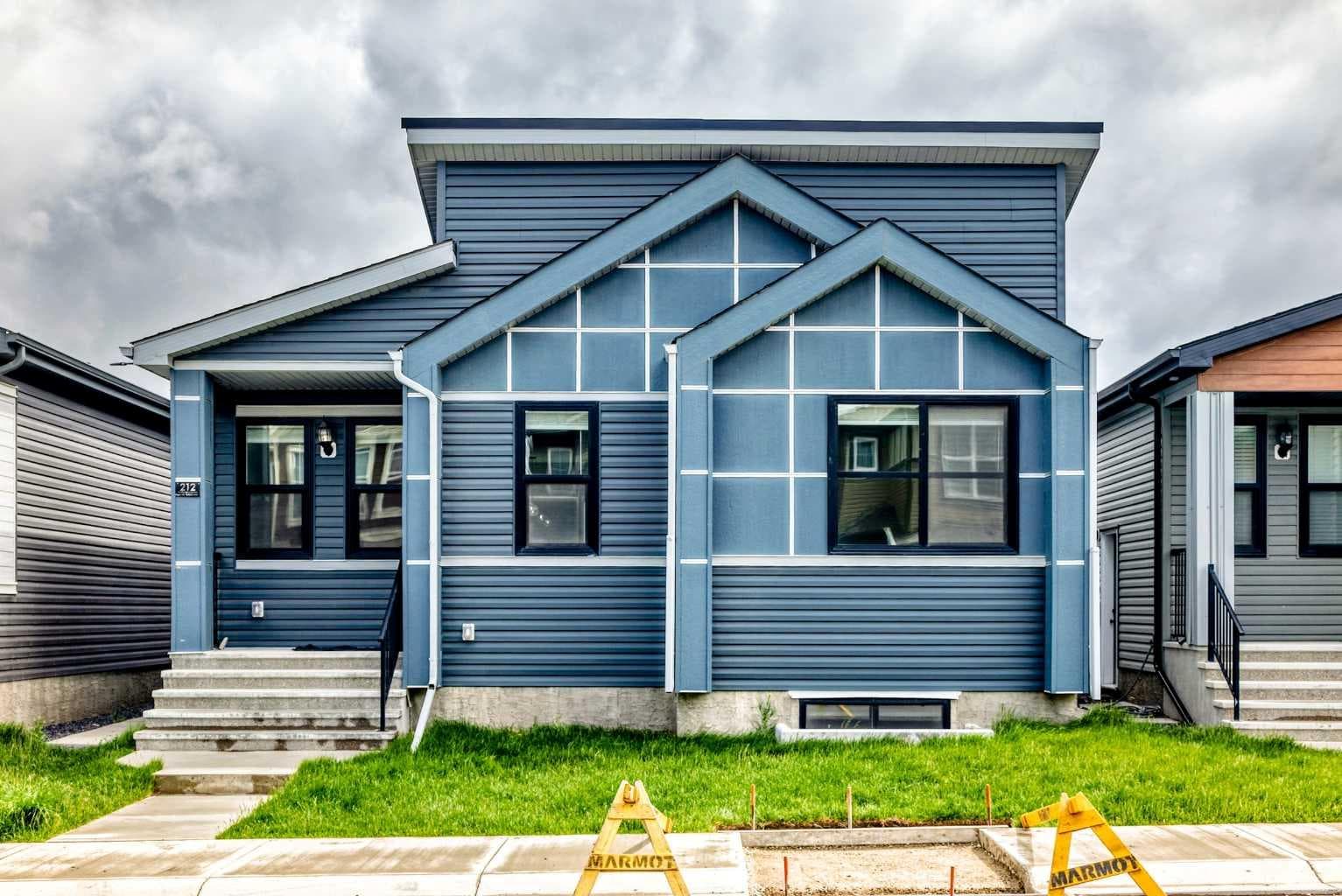 212 Lucas Place NW — photo 2