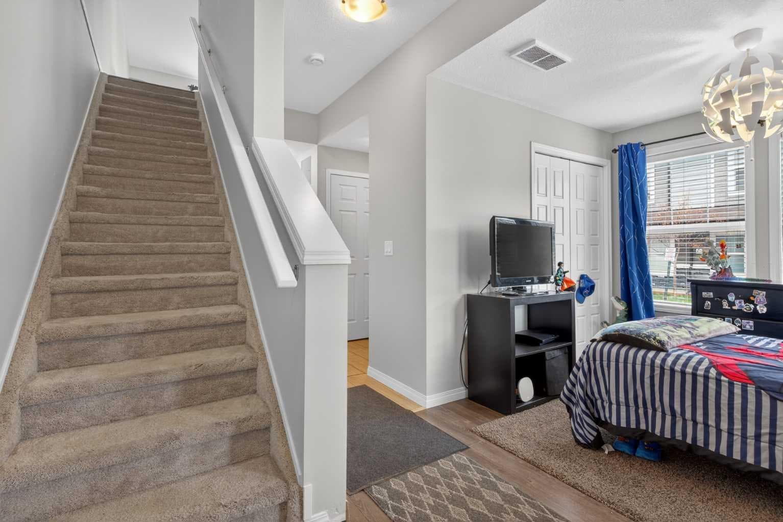 1601, 280 Williamstown Close NW — photo 5