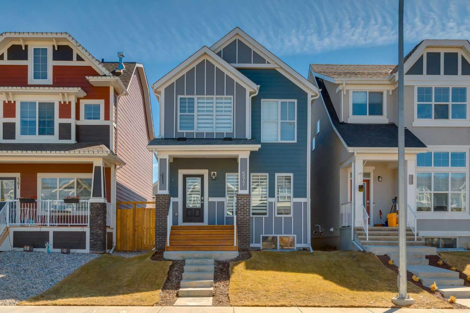 577 Masters Road SE — photo 1