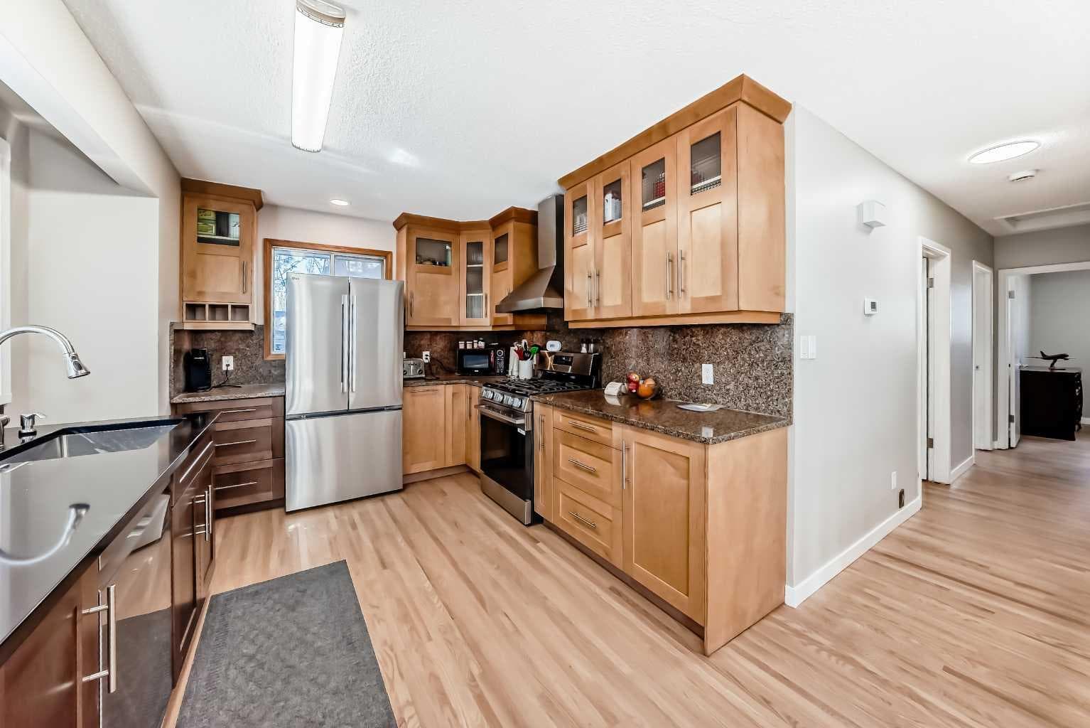 5007 Vallance Crescent NW — photo 4