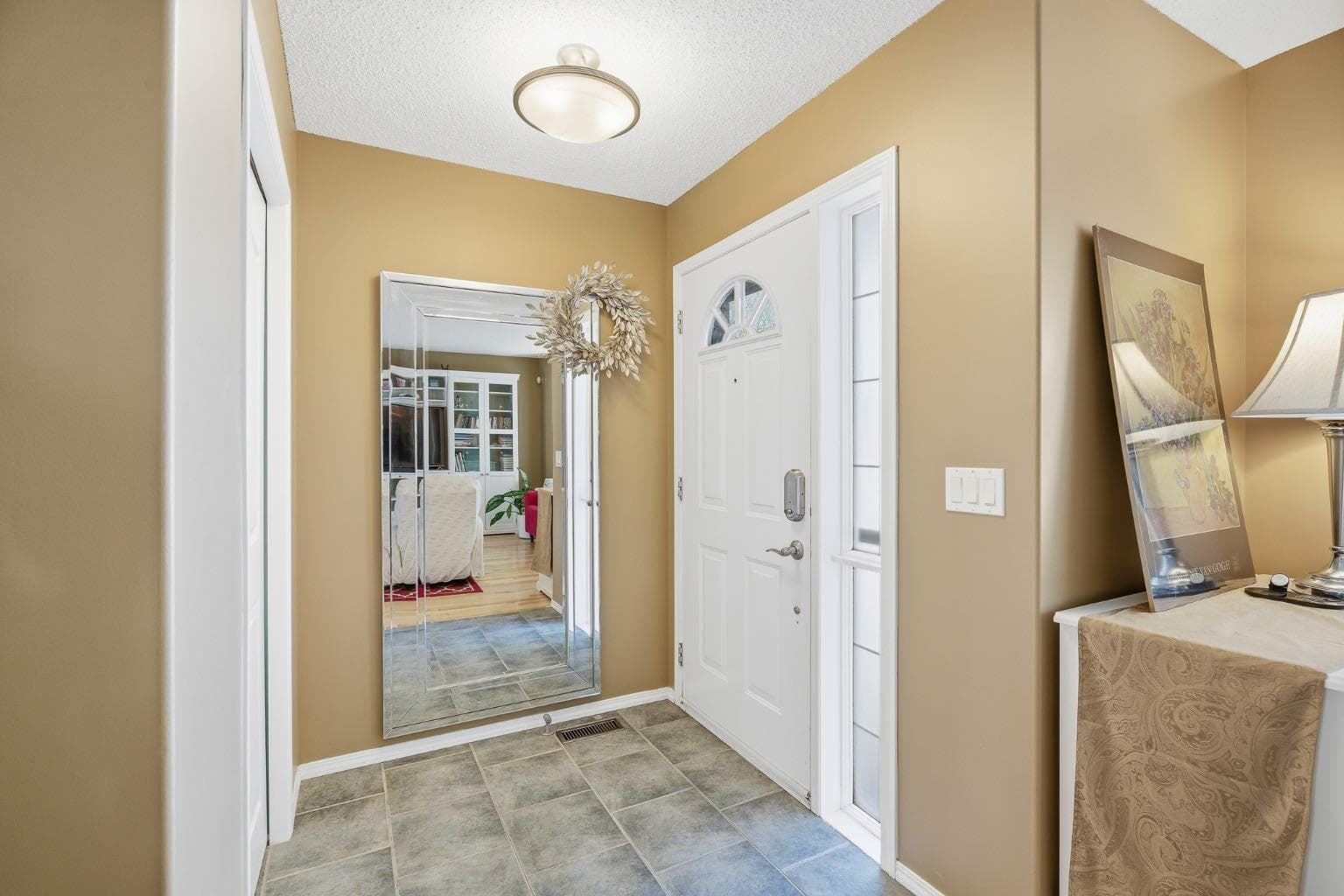 157 Cranberry Square SE — photo 2