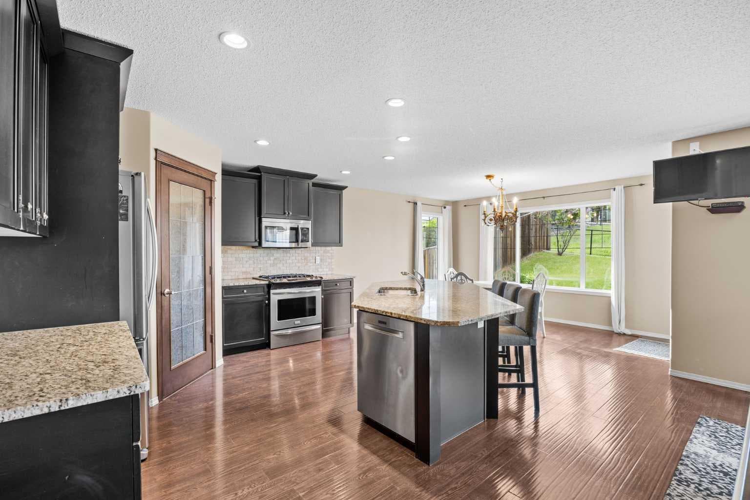 38 Westmount Way — photo 5