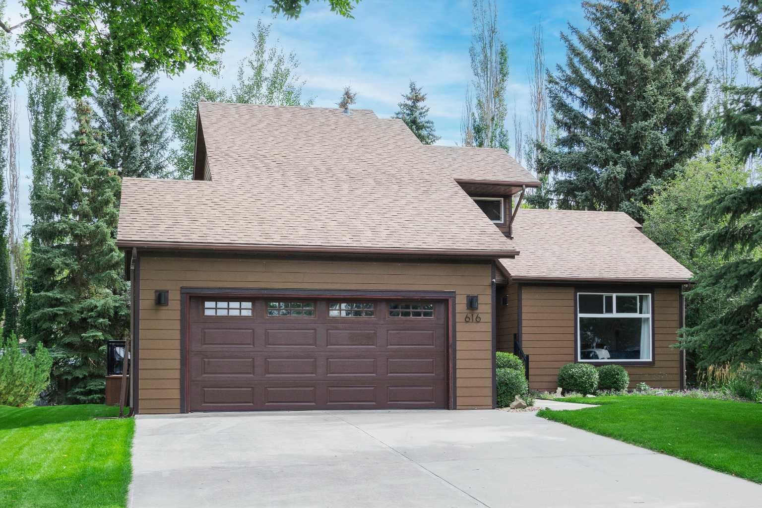 616 Memorial Avenue — photo 1