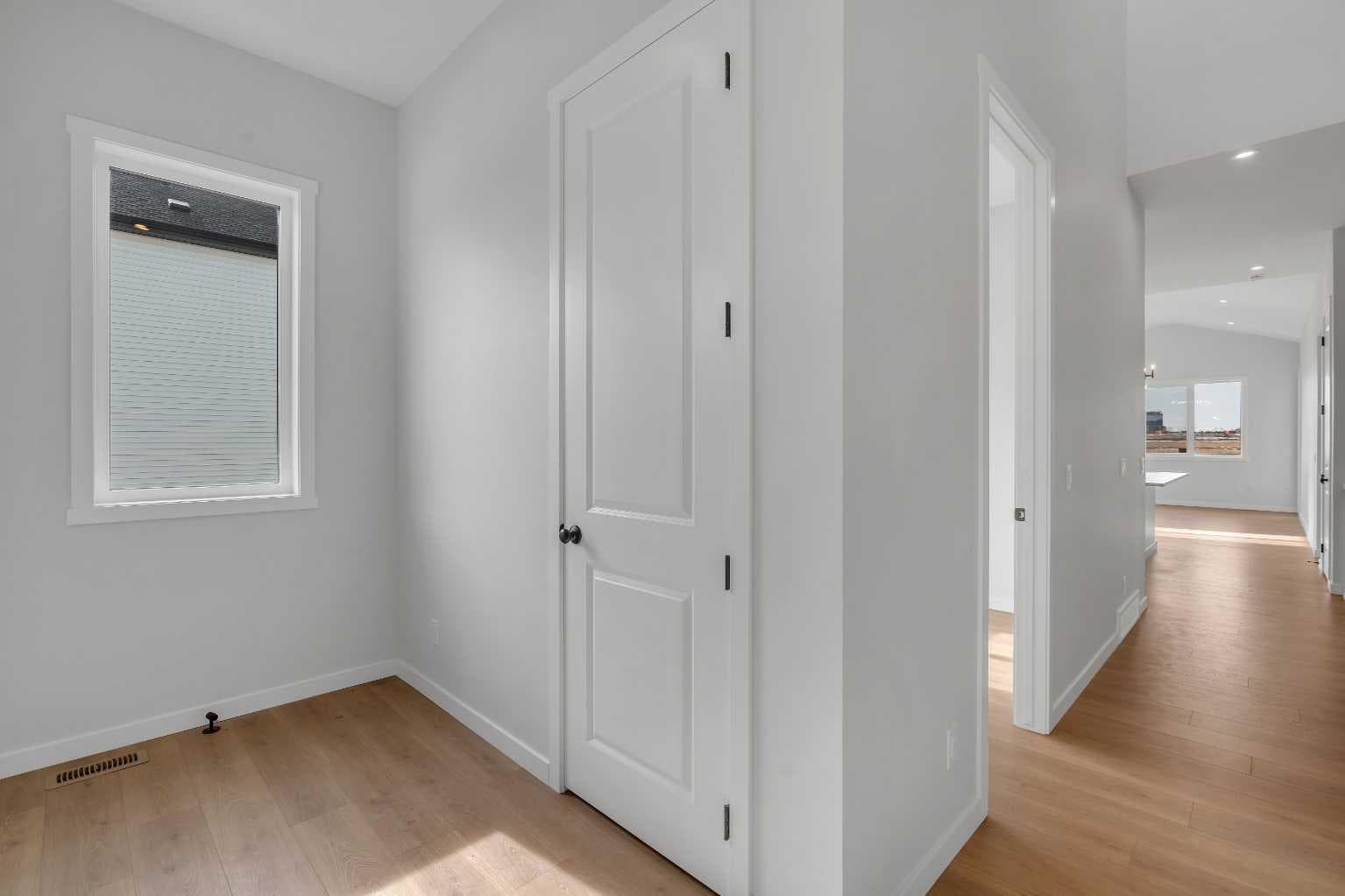 107 Bartlett Row SE — photo 3