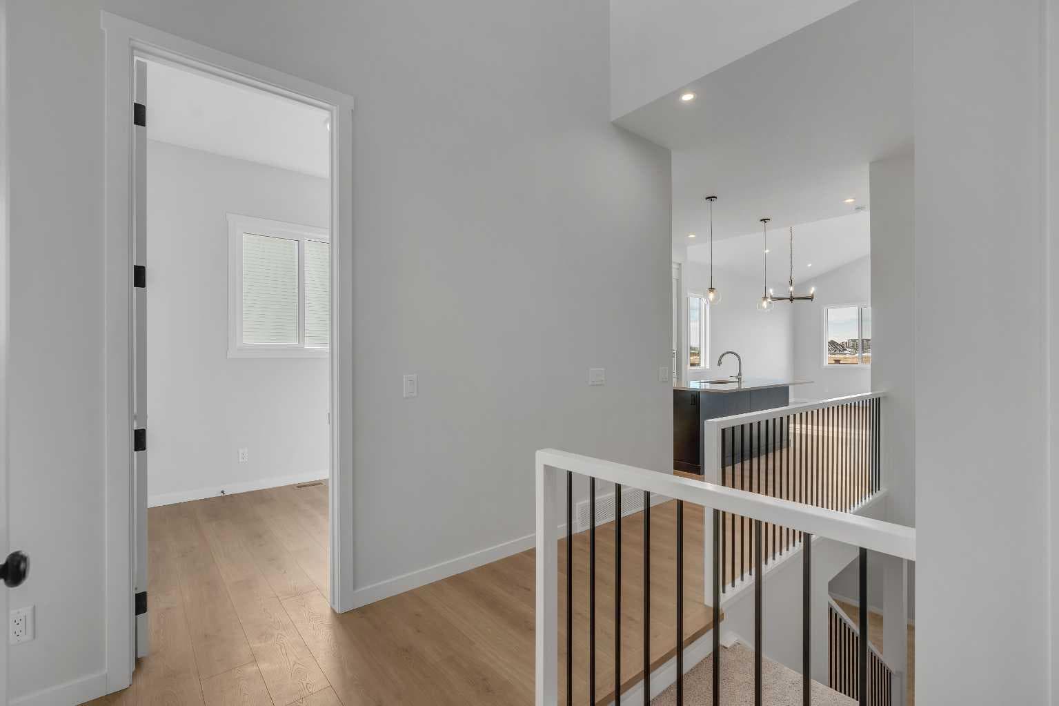 107 Bartlett Row SE — photo 4