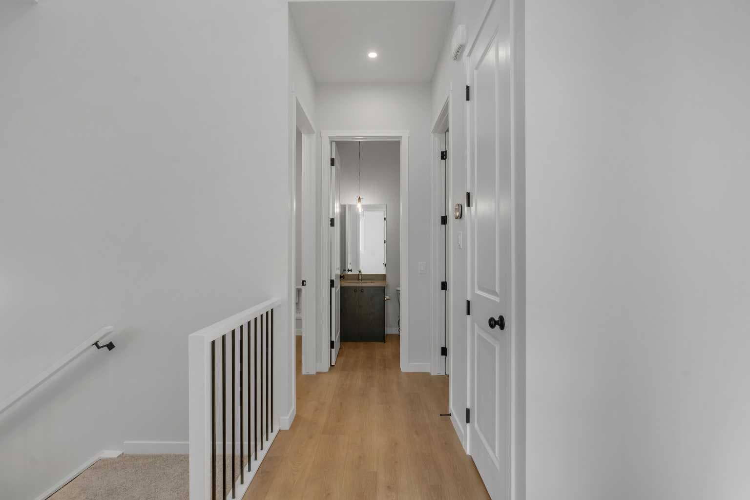 107 Bartlett Row SE — photo 5